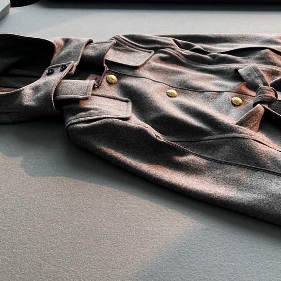 Juicy Couture Poncho - Picture 4 of 10